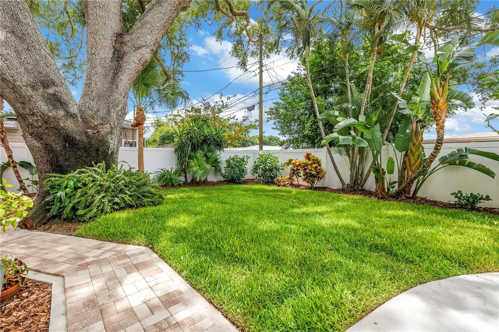 4201 27th Avenue N St Petersburg FL 33713