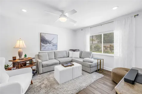 4201 27th Avenue N St Petersburg FL 33713