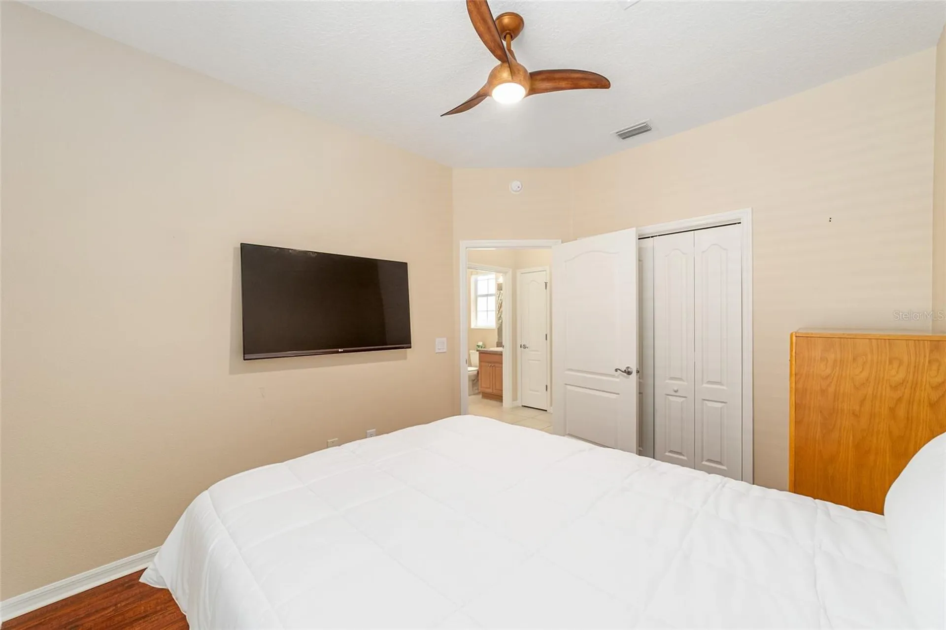562 Allenwood Loop The Villages FL 32162