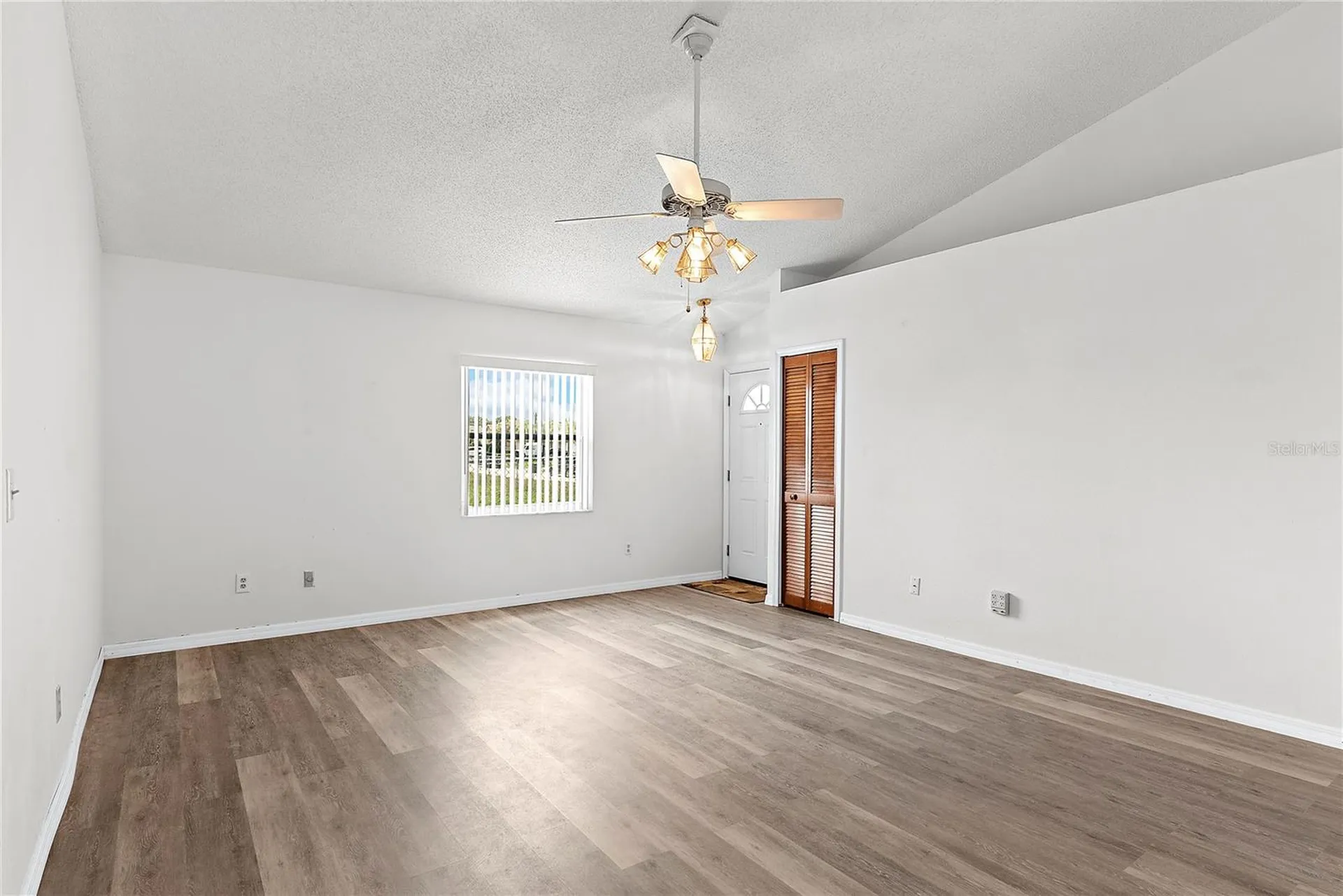 49 Grand Junction Boulevard Orlando FL 32835