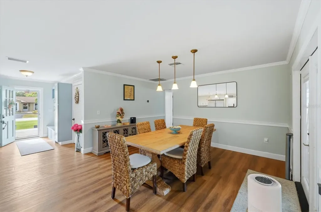 7714 N Leewynn Drive Sarasota FL 34240