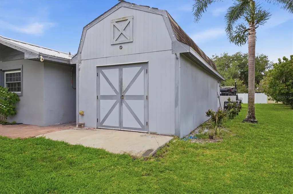 7714 N Leewynn Drive Sarasota FL 34240