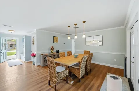 7714 N Leewynn Drive Sarasota FL 34240