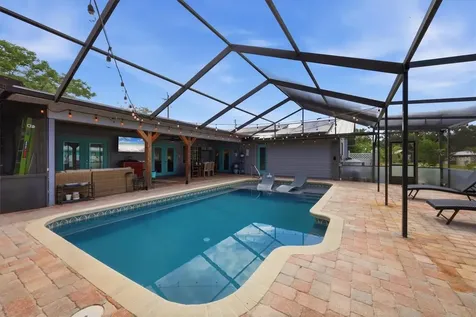 7714 N Leewynn Drive Sarasota FL 34240