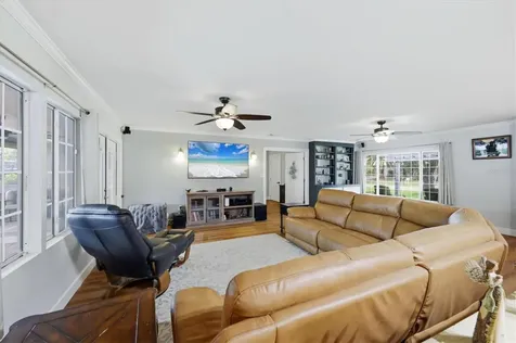 7714 N Leewynn Drive Sarasota FL 34240