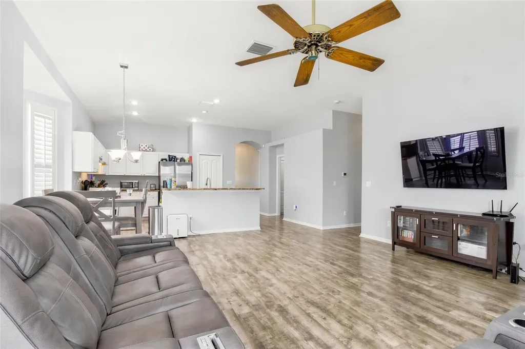 4613 Corsage Drive Lutz FL 33558
