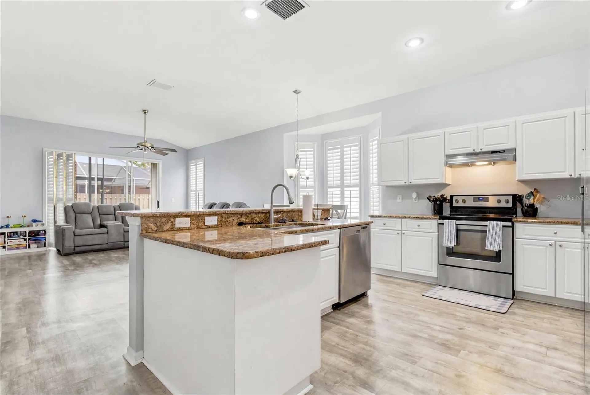 4613 Corsage Drive Lutz FL 33558