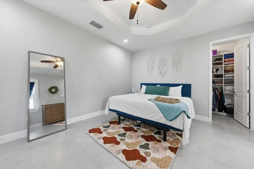 1808 W Cluster Avenue Tampa FL 33604
