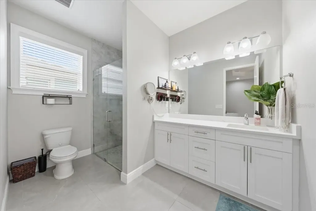 1808 W Cluster Avenue Tampa FL 33604