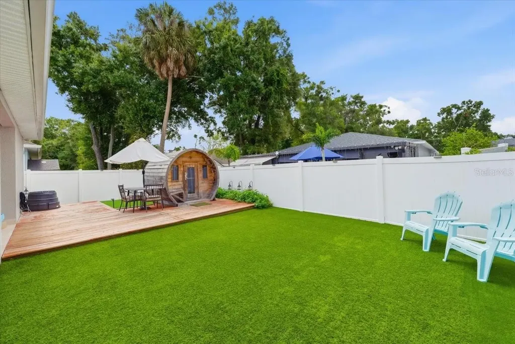 1808 W Cluster Avenue Tampa FL 33604