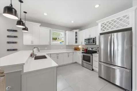 1808 W Cluster Avenue Tampa FL 33604