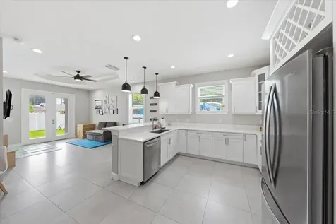 1808 W Cluster Avenue Tampa FL 33604