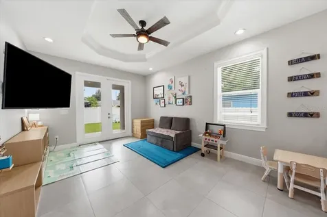 1808 W Cluster Avenue Tampa FL 33604