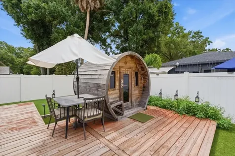 1808 W Cluster Avenue Tampa FL 33604