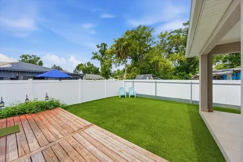 1808 W Cluster Avenue Tampa FL 33604