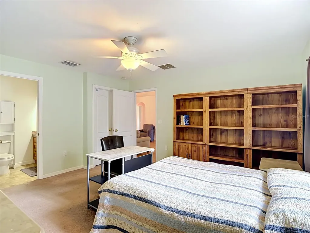 39033 6th Avenue Zephyrhills FL 33542