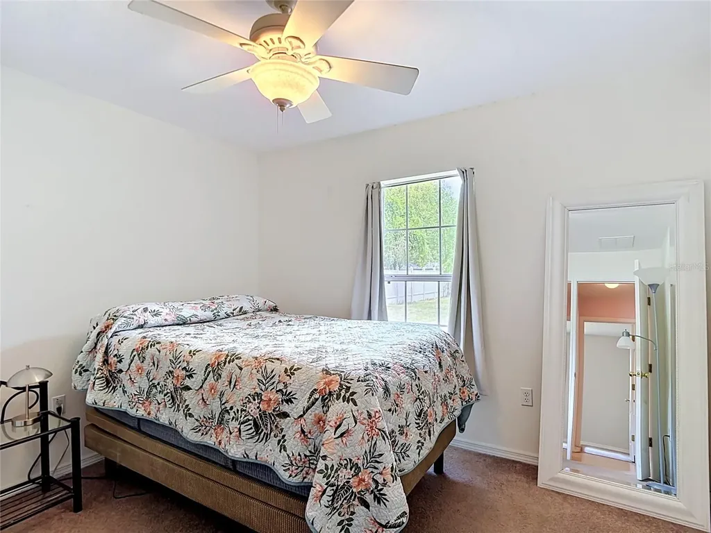 39033 6th Avenue Zephyrhills FL 33542