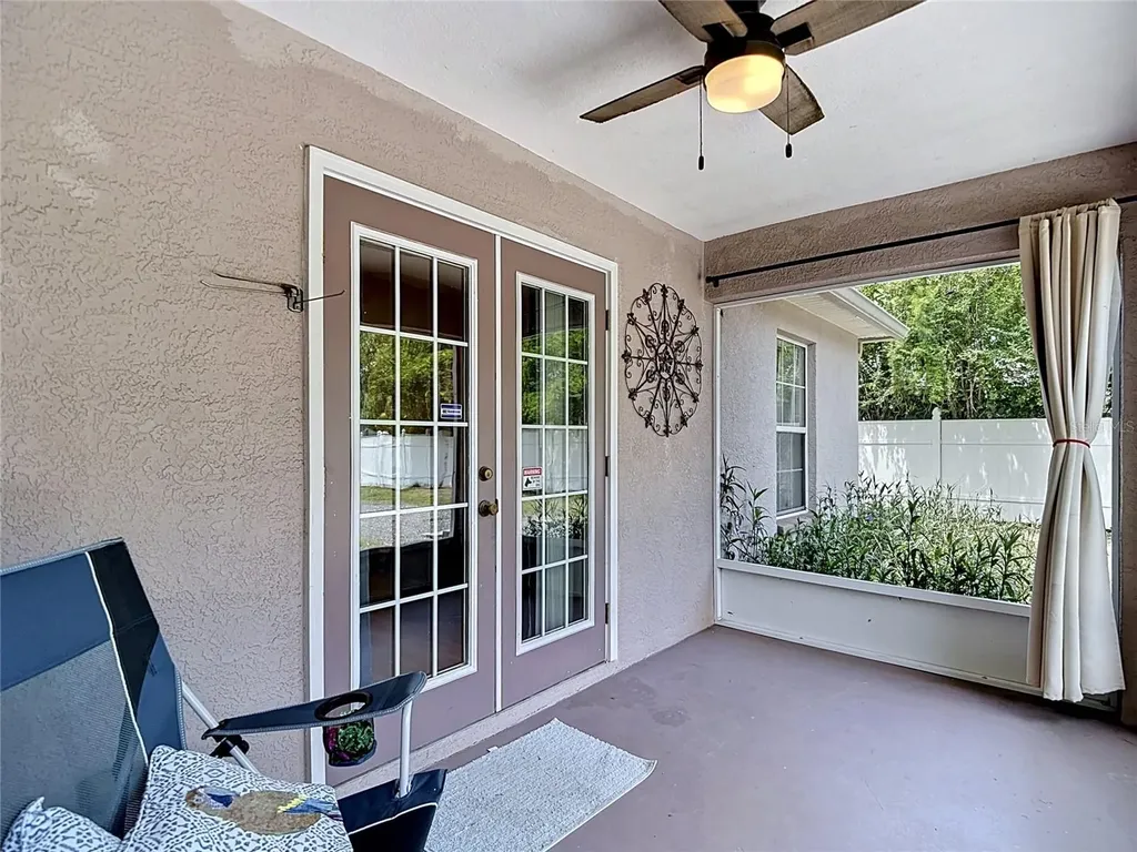 39033 6th Avenue Zephyrhills FL 33542
