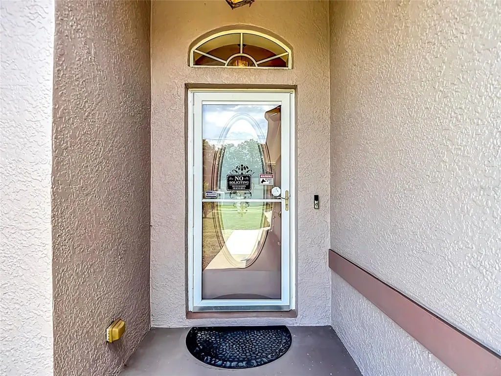 39033 6th Avenue Zephyrhills FL 33542