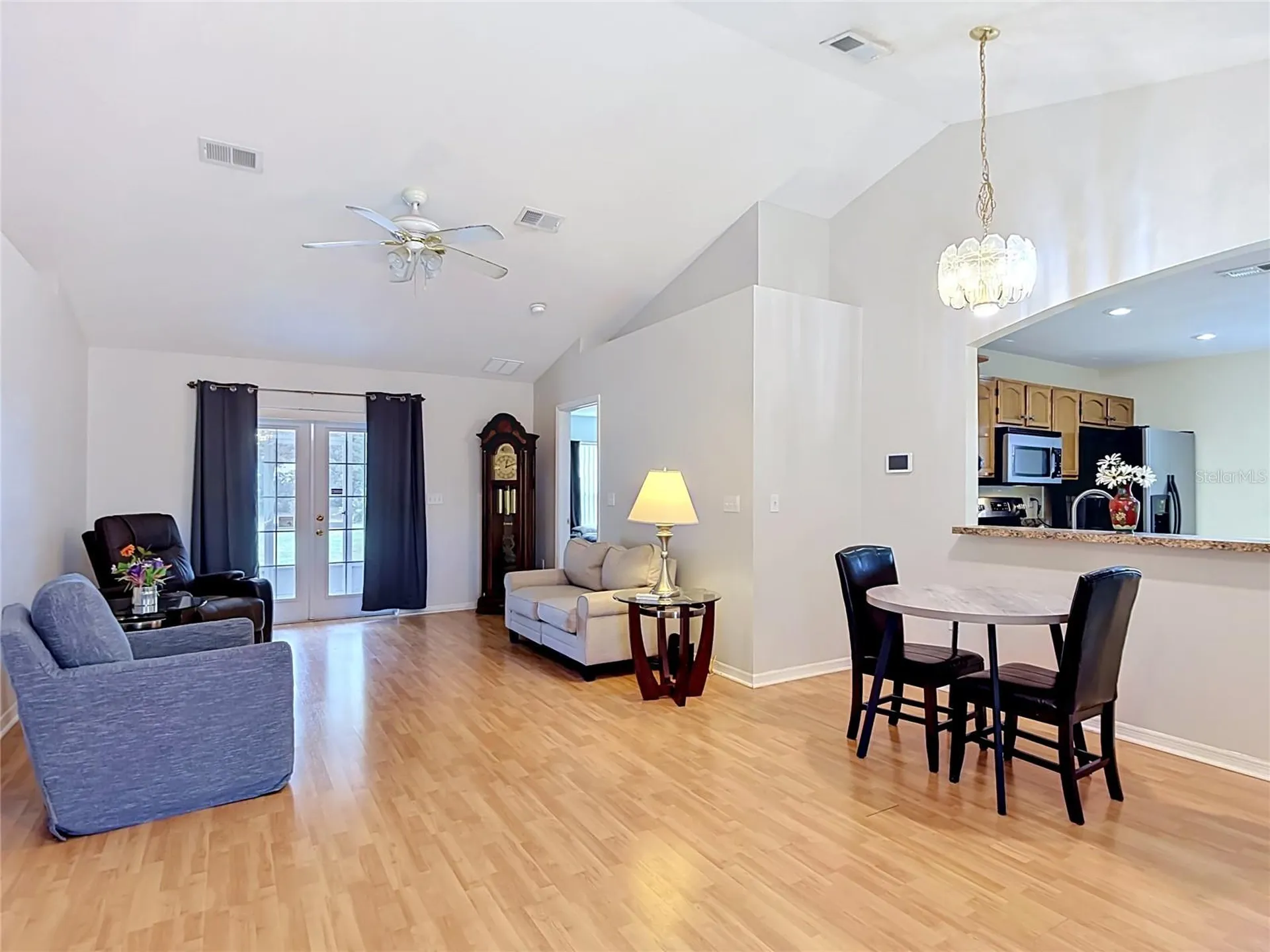39033 6th Avenue Zephyrhills FL 33542