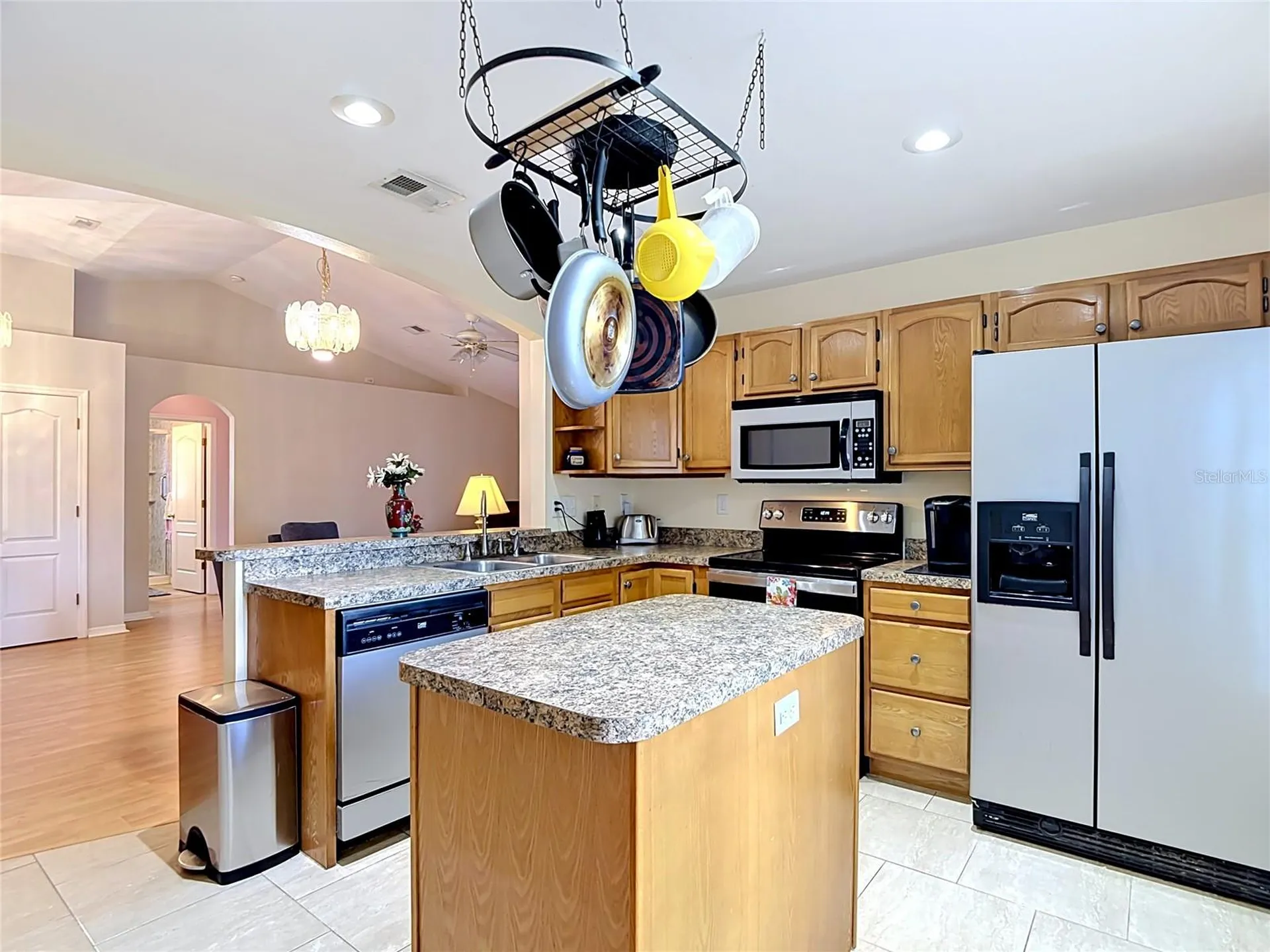 39033 6th Avenue Zephyrhills FL 33542