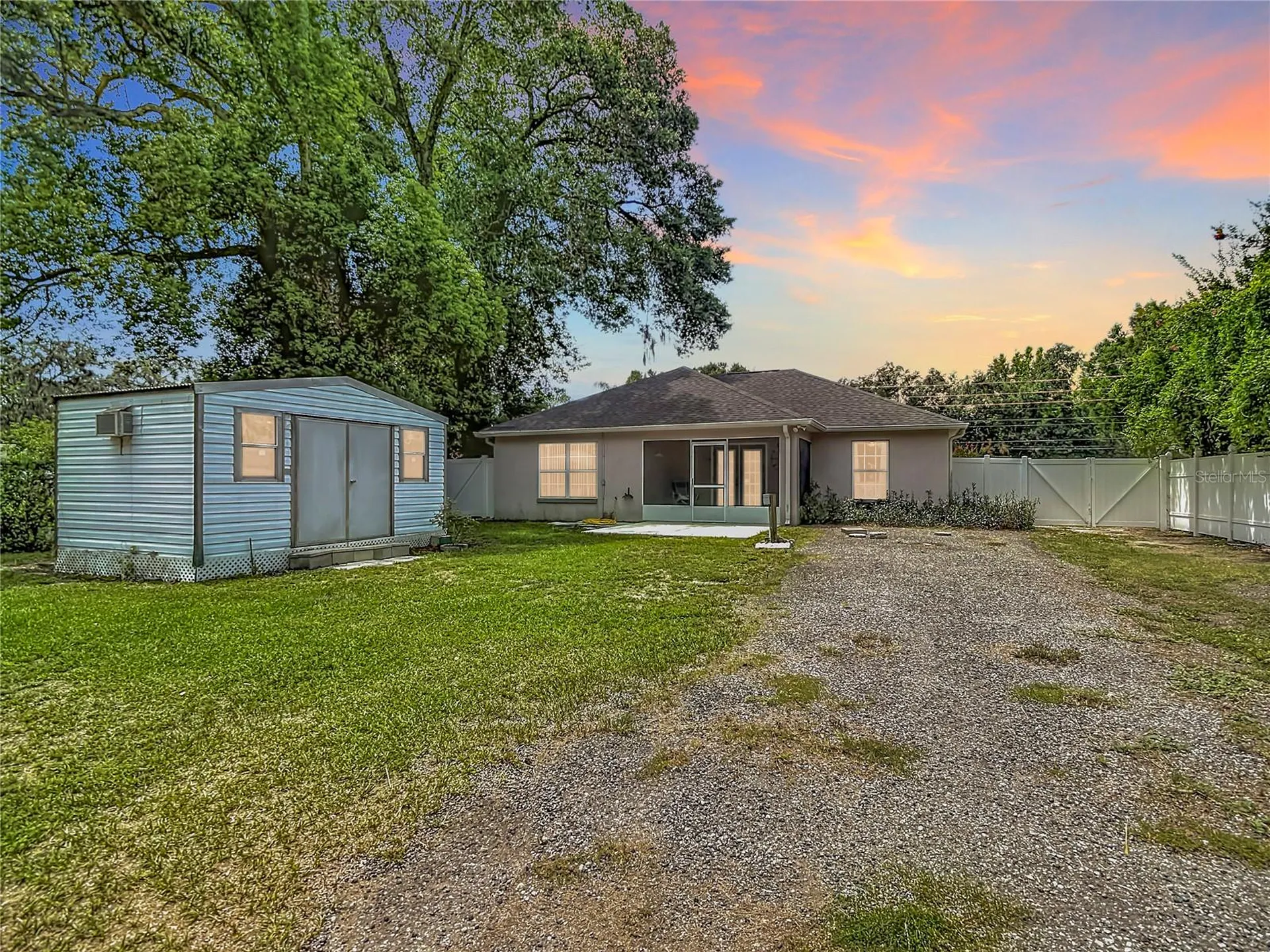 39033 6th Avenue Zephyrhills FL 33542