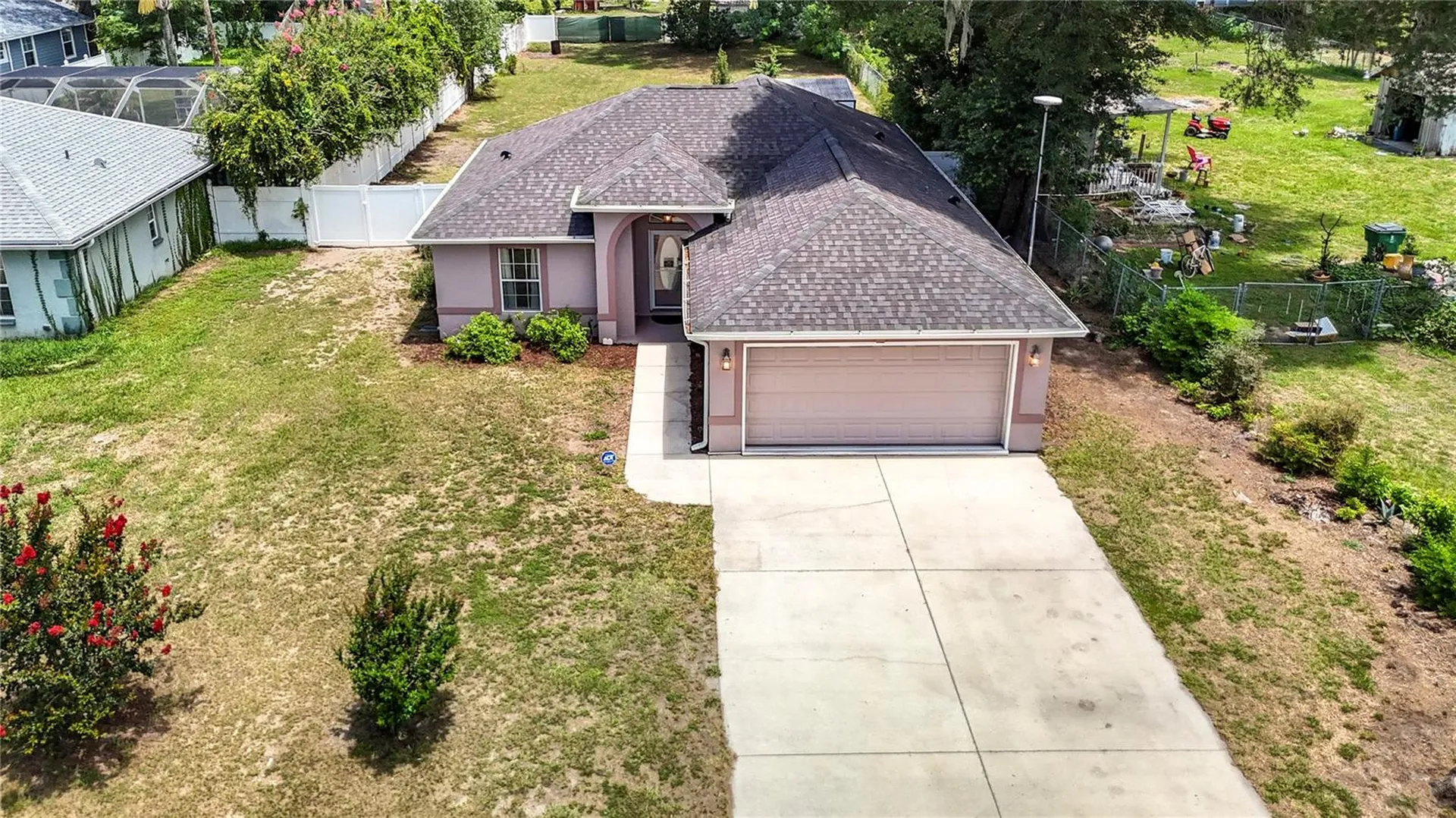39033 6th Avenue Zephyrhills FL 33542