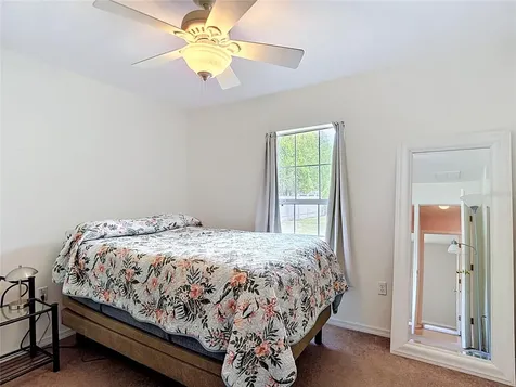 39033 6th Avenue Zephyrhills FL 33542