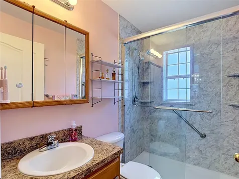 39033 6th Avenue Zephyrhills FL 33542