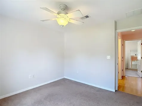 39033 6th Avenue Zephyrhills FL 33542