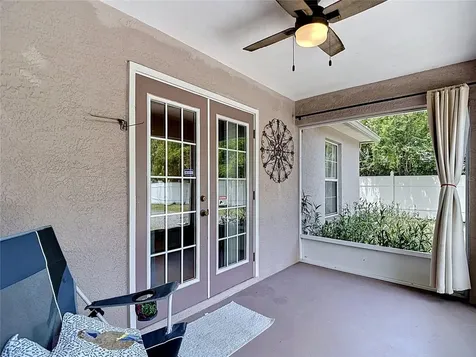39033 6th Avenue Zephyrhills FL 33542