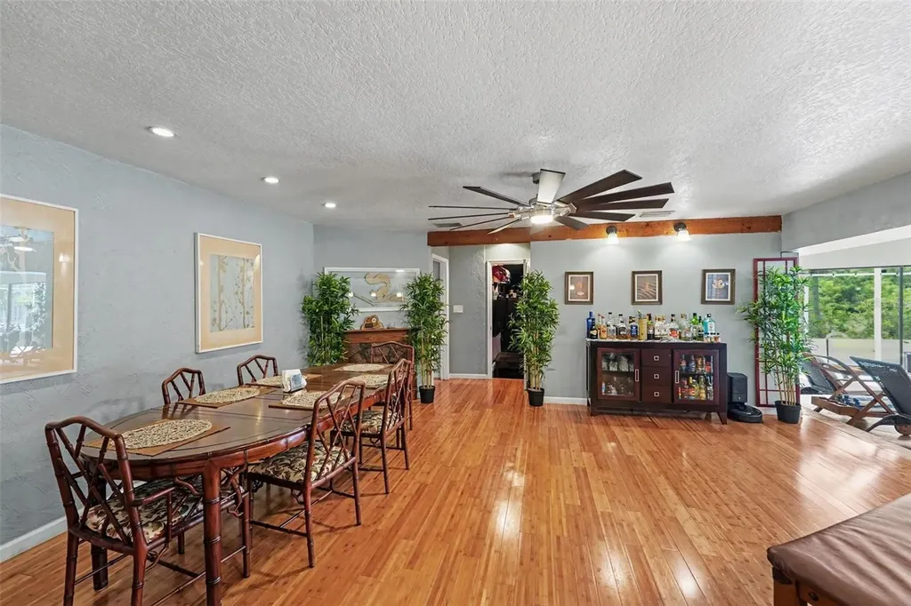 1615 Saint Pauls Drive Clearwater FL 33764