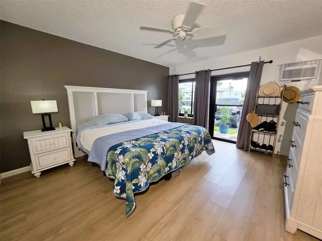 1761 Cupecoy Circle Lutz FL 33558