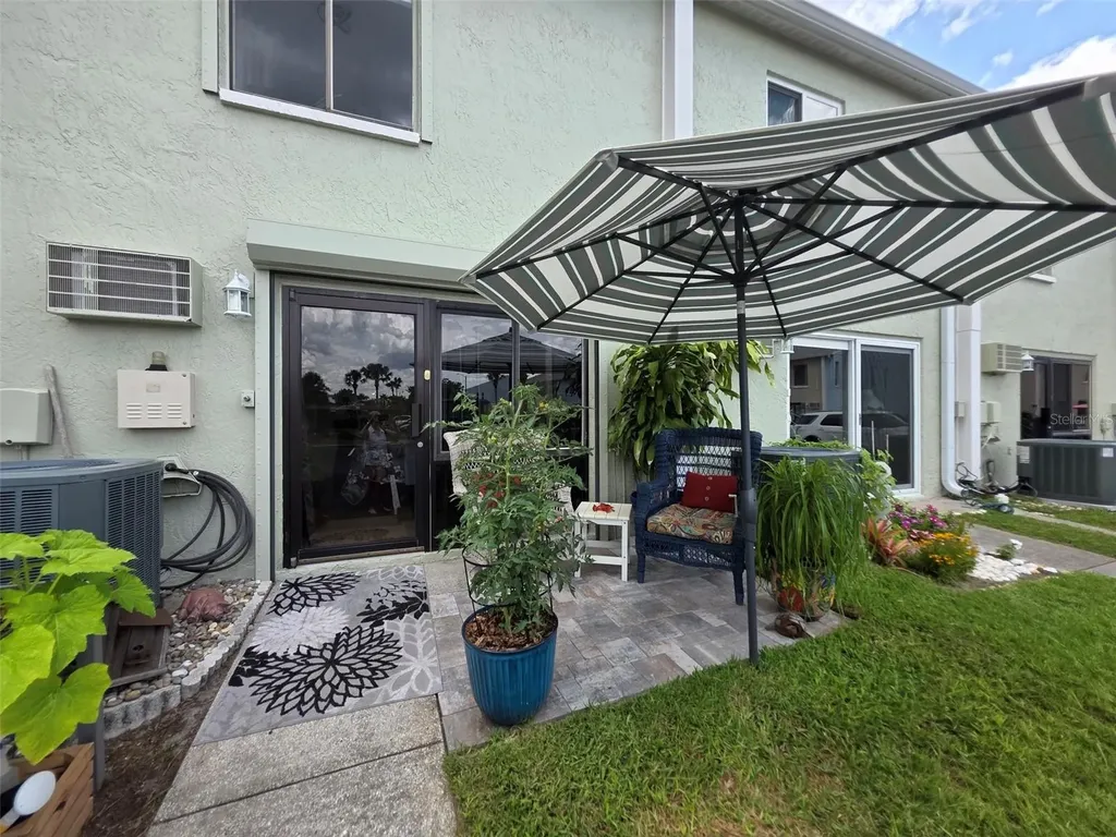 1761 Cupecoy Circle Lutz FL 33558