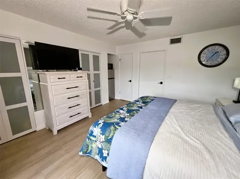 1761 Cupecoy Circle Lutz FL 33558