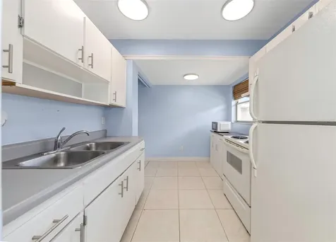 24862 Us Highway 19 N Clearwater FL 33763