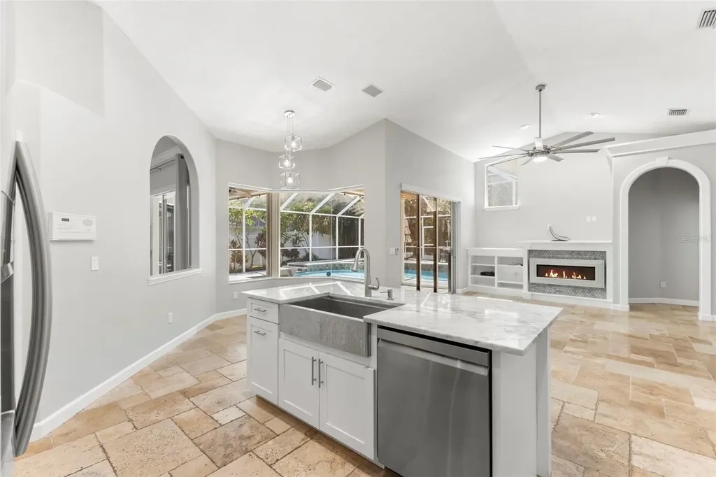 695 Salt Lake Drive Tarpon Springs FL 34689