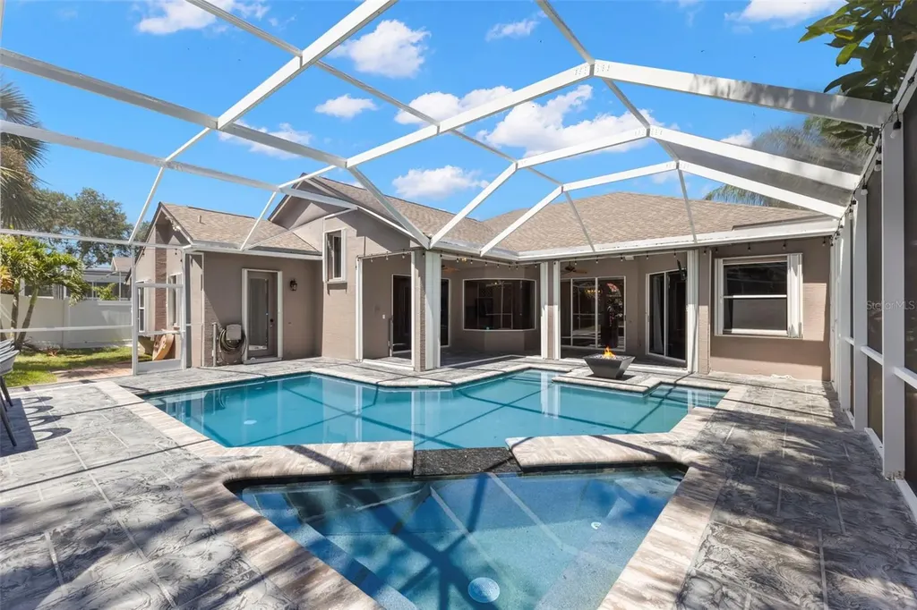 695 Salt Lake Drive Tarpon Springs FL 34689
