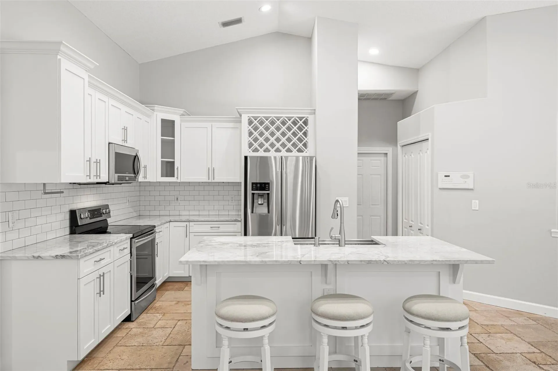 695 Salt Lake Drive Tarpon Springs FL 34689