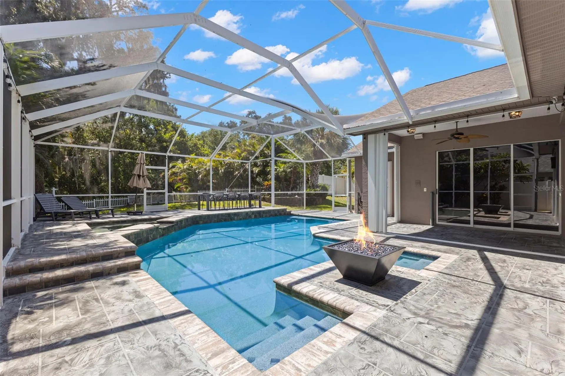 695 Salt Lake Drive Tarpon Springs FL 34689