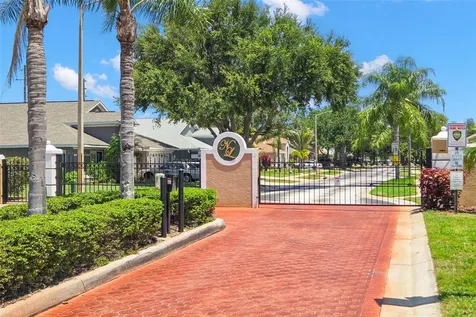 695 Salt Lake Drive Tarpon Springs FL 34689