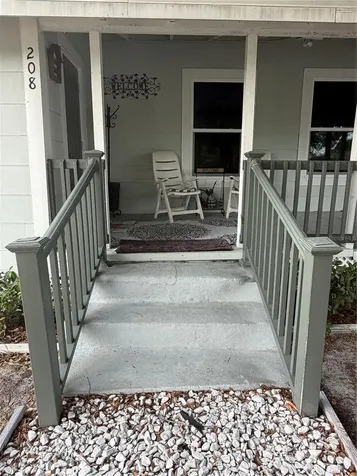 208 Weaver Avenue Lake Wales FL 33853