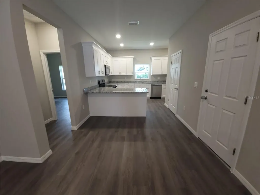 5025 Finders Court Tampa FL 33617