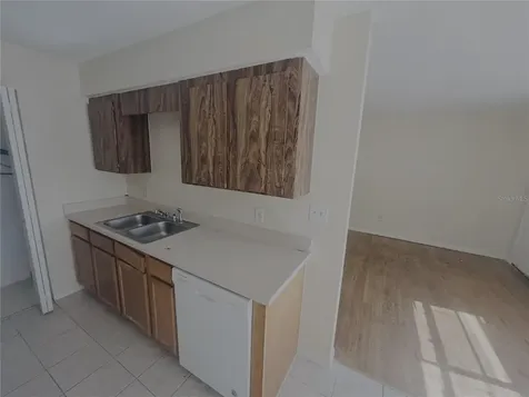 1915 SW 70 Terrace Gainesville FL 32607