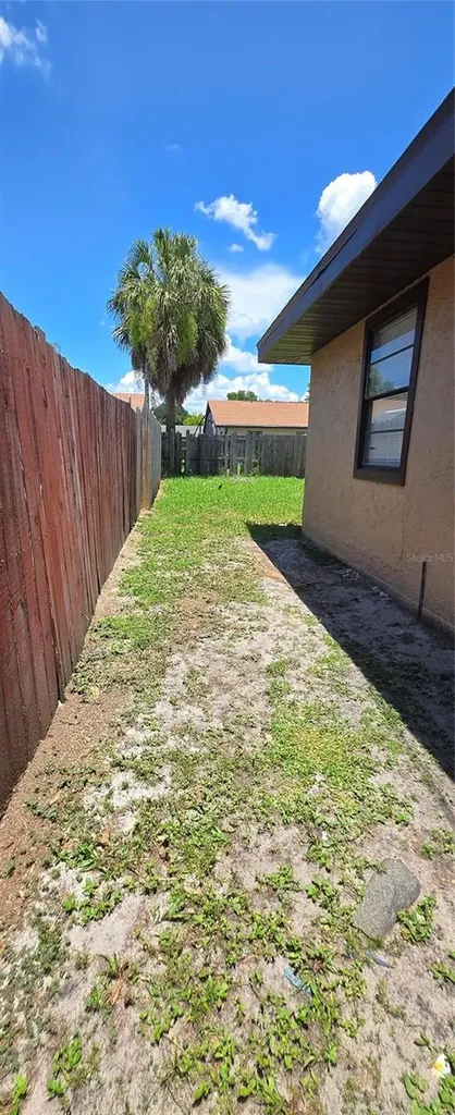 2021 Buckeye Road NE Winter Haven FL 33881