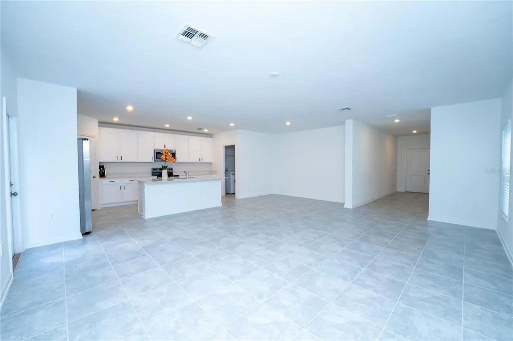 581 Bell Prairie Circle Lake Wales FL 33859