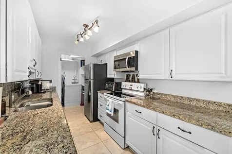 10355 Paradise Boulevard Treasure Island FL 33706