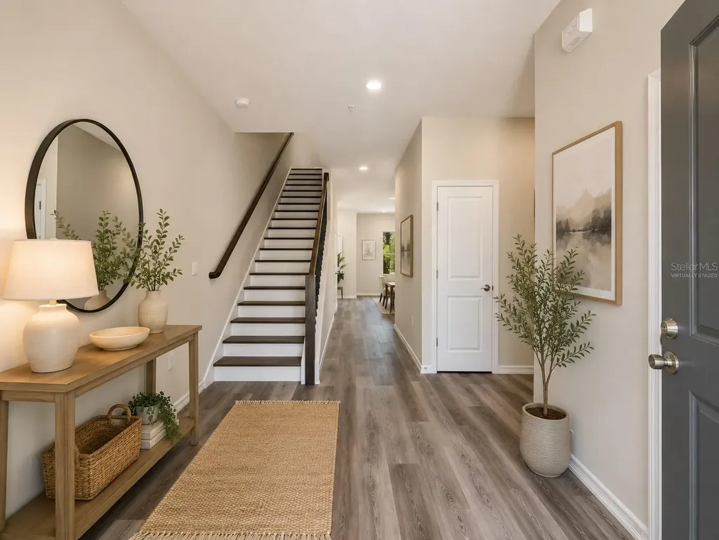 4345 Cambio Gardens Court Tampa FL 33610