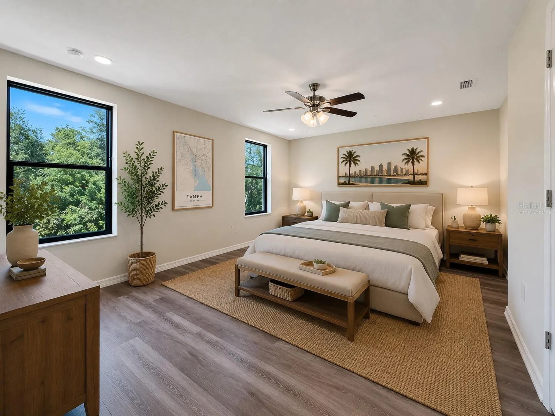 4345 Cambio Gardens Court Tampa FL 33610