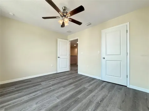 4345 Cambio Gardens Court Tampa FL 33610